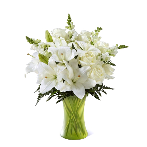 Bouquet of white oriental lilies and roses