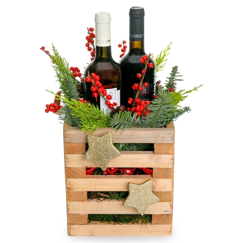 Christmas composition with two wines in a wooden pot