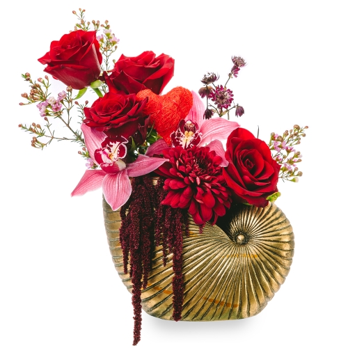 Gold shell with red roses