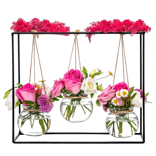 Hangind vases with pink flowers